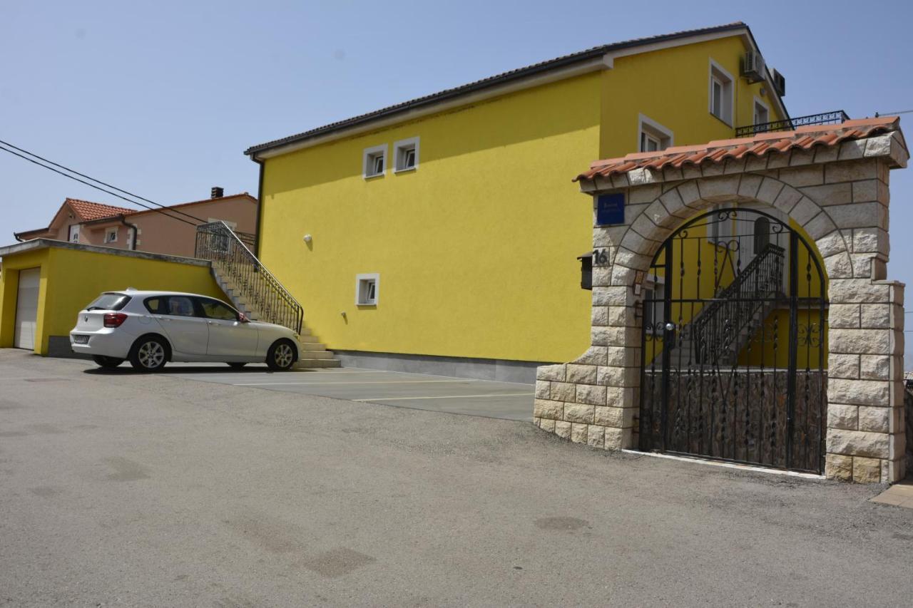 Apartman 2 Сен Екстериор снимка